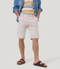 Pioneer grote maat chino stretch korte broek ecru